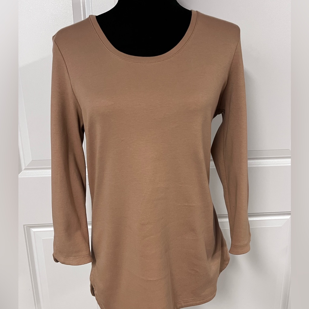 Isaac Mizrahi Camel Scoop Neck Top